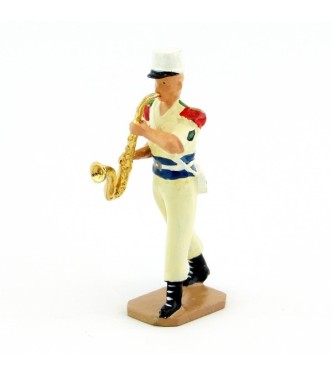 Saxophonede la Musique De La Légion Etrangère, tenue Sable (S.E.A)