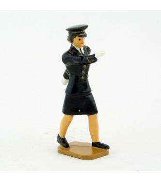 Femme suiveuse de monôme - ArtsetMetiers (S.E.A)