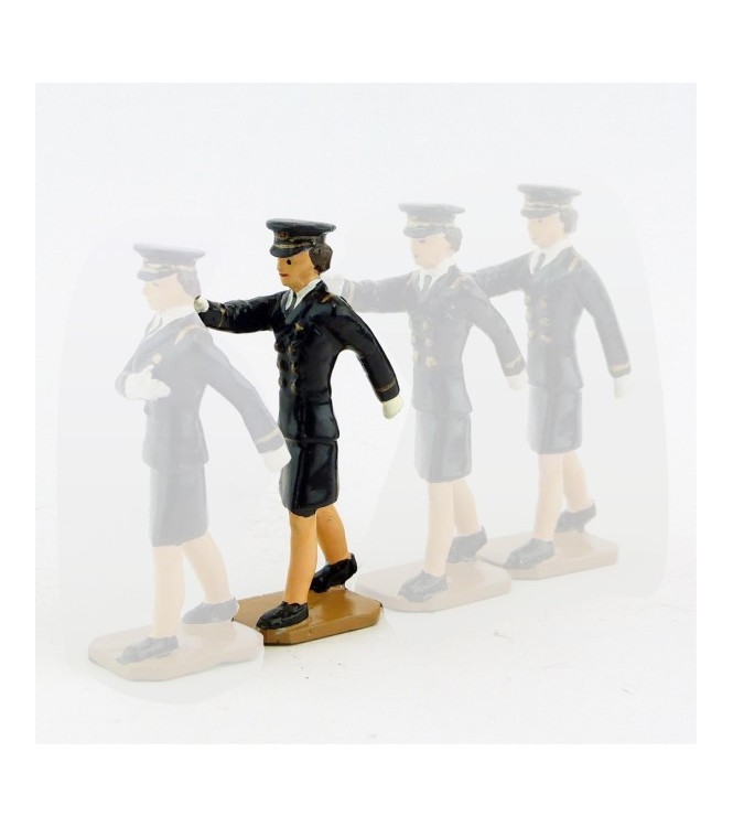 Femme suiveuse de monôme - ArtsetMetiers (S.E.A)