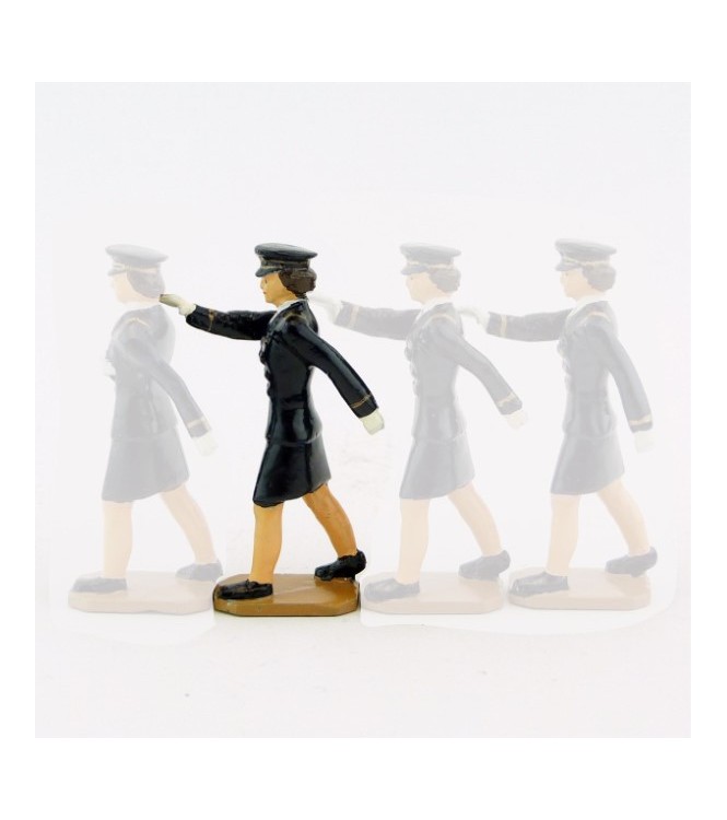 Femme suiveuse de monôme - ArtsetMetiers (S.E.A)