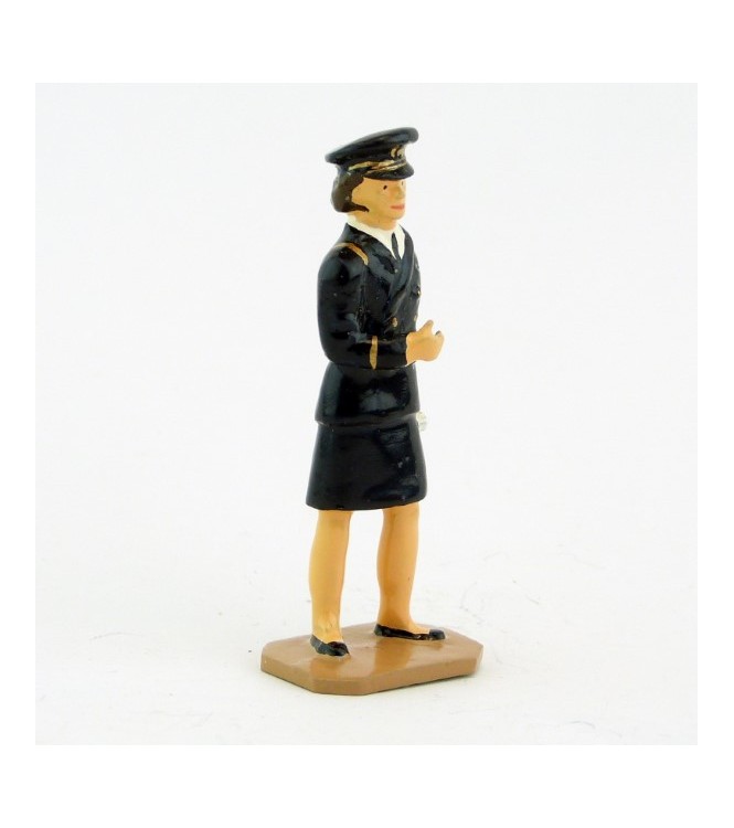 Femme isolée- ArtsetMetiers (S.E.A)