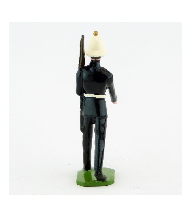Fantassin, fusil sur l'épaule, des Royal Marines / Royal Scots Guards (S.E.A)