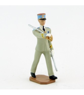 Officier avec sabre sur l'épaule - Ensoa / Saint-Maixent (S.E.A)
