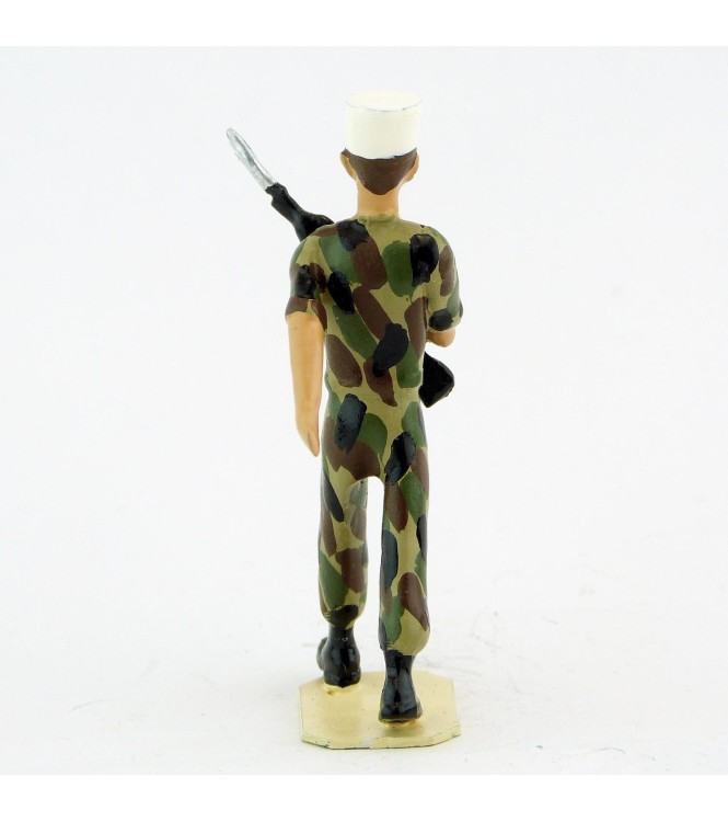 Homme de troupe, képi blanc, Famas, tenue camouflage - Légion Etrangère (S.E.A)