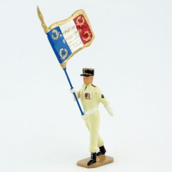 Porte-drapeau, tenue Sable - Légion Etrangère (S.E.A)