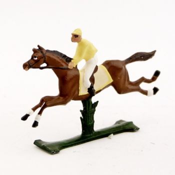 petit cavalier / jockey demi-ronde bosse, casaque jaune