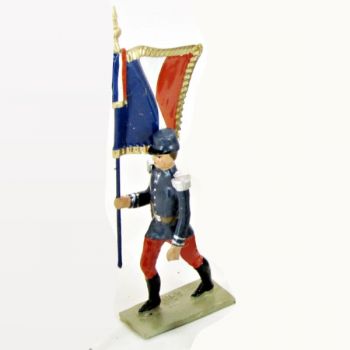 Drapeau de l'Infanterie 1870, tunique bleue et pantalon garance, képi drapé bleu
