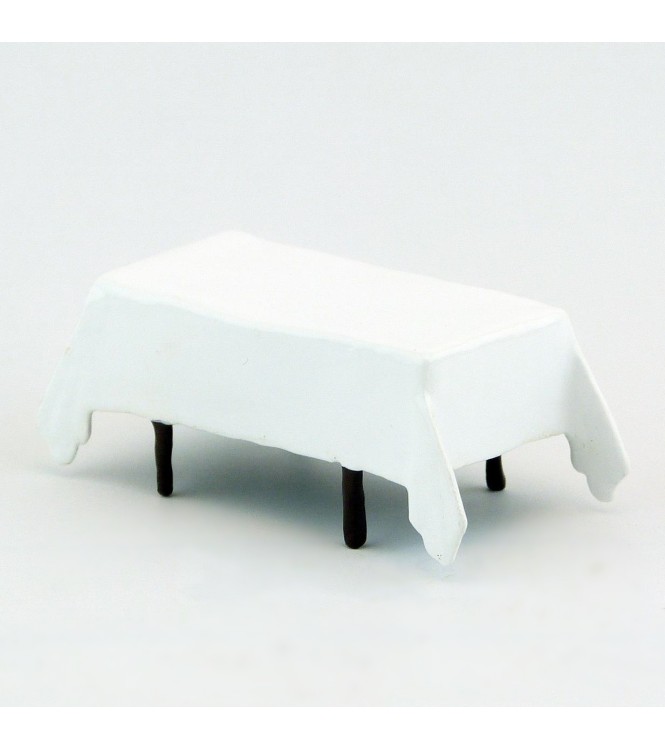 table avec nappe blanche
