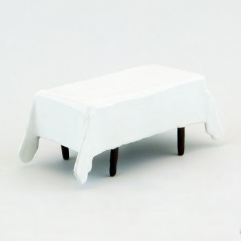 table avec nappe blanche