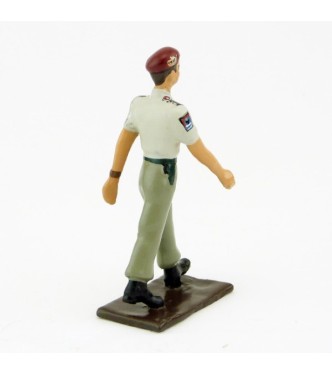Officier du 8e RPIMa (Régiment de Parachutistes d'Infanterie de Marine)