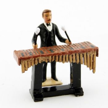 musicien de l'orchestre debout jouant du xylophone (2 p.)
