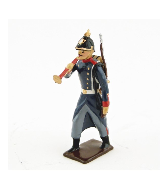 clairon de l'infanterie prussienne capote bleue, casque à pointe (pickelhaube