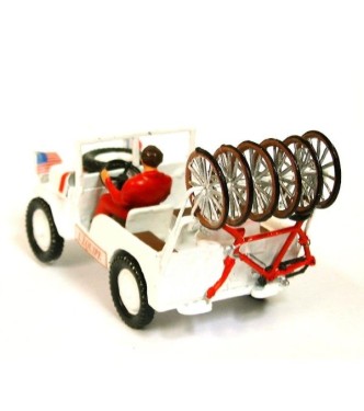 Jeep blanche Willys avec cadres et roues (+ chauffeur) en coffret rouge