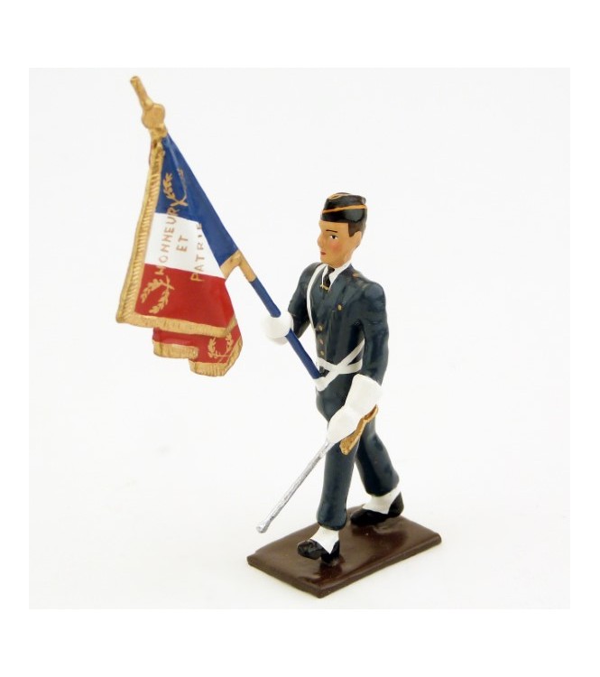 Porte-drapeau du Prytanée National Militaire de la Flèche au défilé