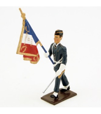 Porte-drapeau du Prytanée National Militaire de la Flèche au défilé