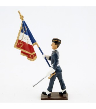 Porte-drapeau du Prytanée National Militaire de la Flèche au défilé