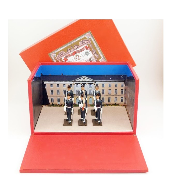 coffret diorama « la garde au drapeau du Prytanée Militaire de la Flèche »