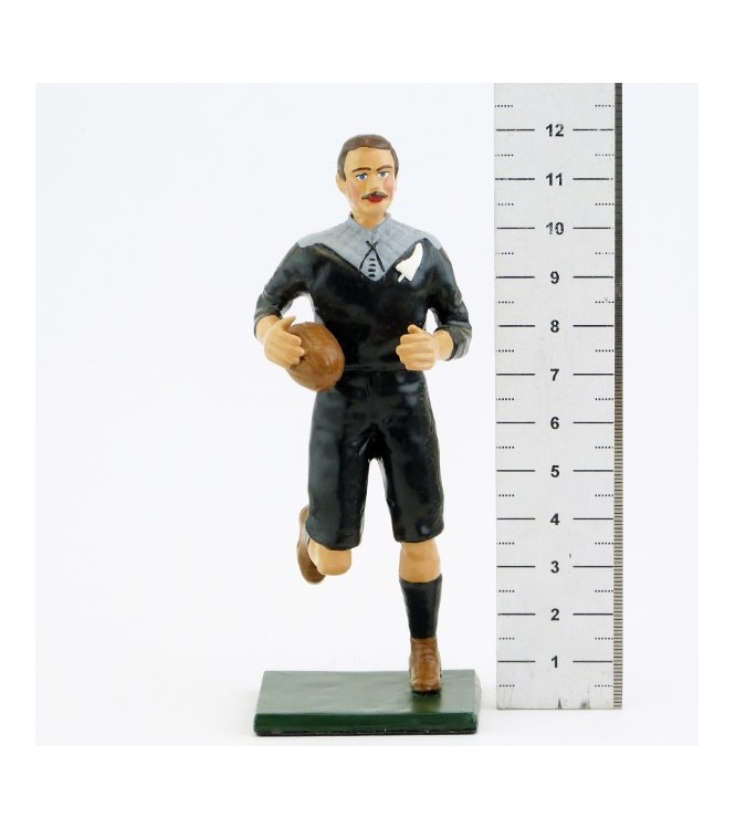Rugbyman Néo-zélandais (1908) (h. 12 cm)
