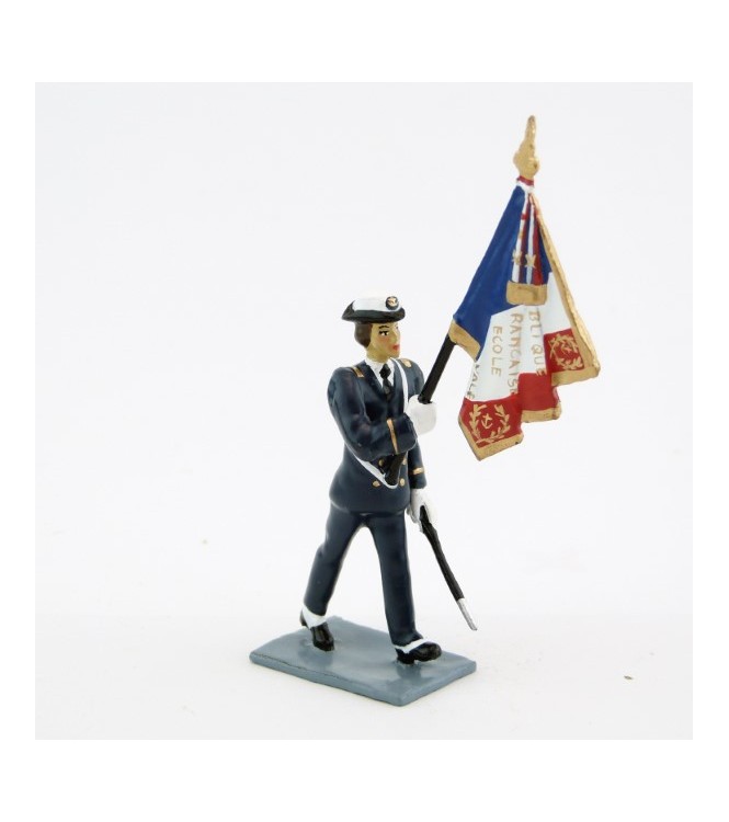 porte-Drapeau (femme) de l'Ecole navale