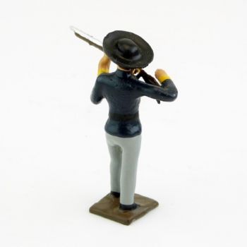 Mexicain, fusil en joue, sombrero noir