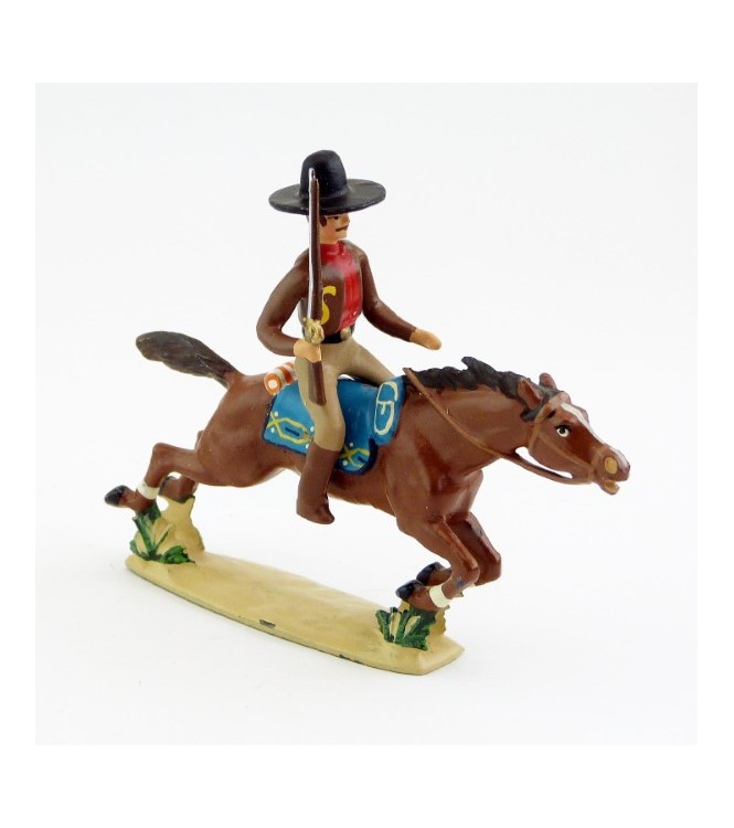 Cavalier avec fusil sur cheval au galop