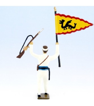 Colonial blessé rapportant un drapeau chinois