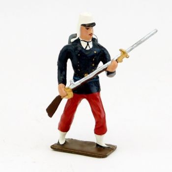 Légionnaire, tenue du débarquement de Cochinchine, avec fusil