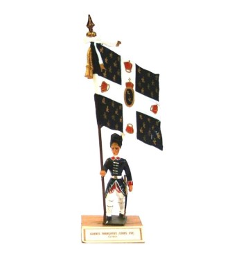 étendard des Gardes Françaises Louis XVI (1780, Louis XVI) sur socle bois