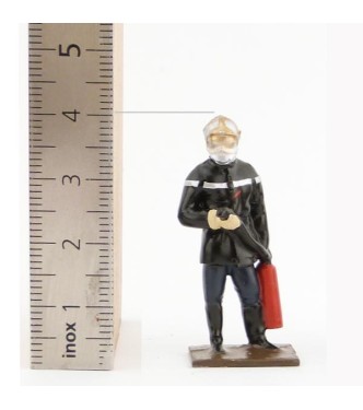pompier avec extincteur (collection ''minis'' h.40 mm)