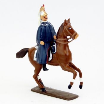 officier des dragons en capote, tenue rouge et bleu