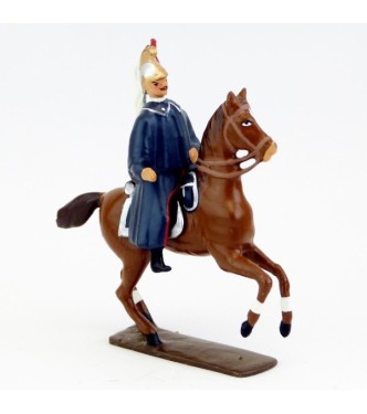 officier des dragons en capote, tenue rouge et bleu
