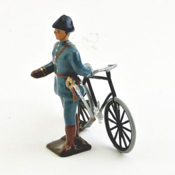 Officier Bleu Horizon, vélo dans le dos