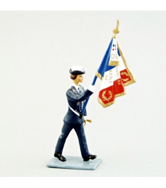 porte-Drapeau (femme) de l'Ecole de l'Air