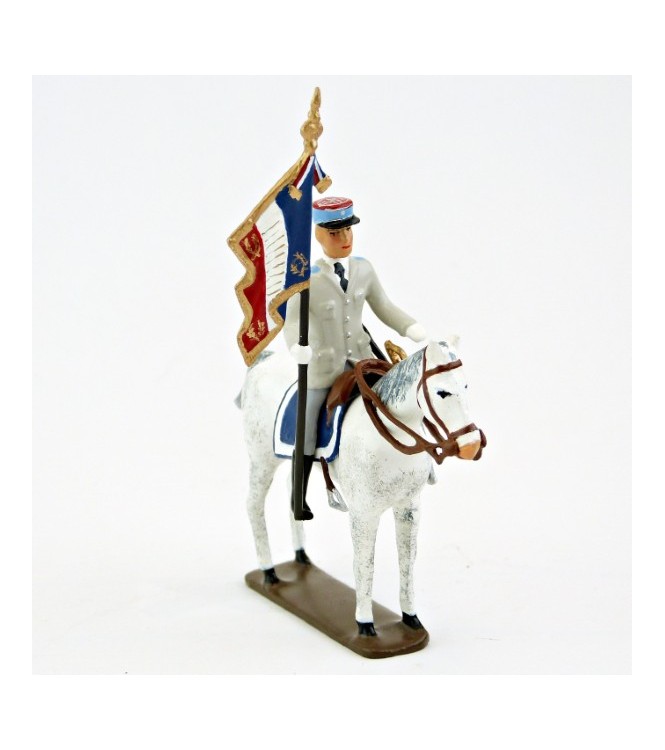 porte-étendard de l'EAABC à cheval