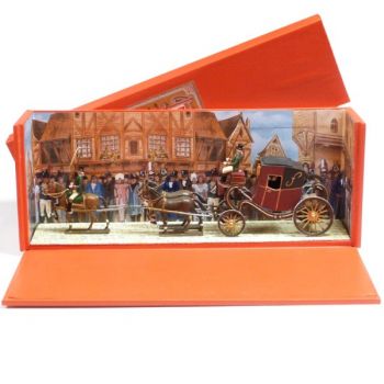 Coupé Premier Empire tiré par 3 chevaux en coffret diorama