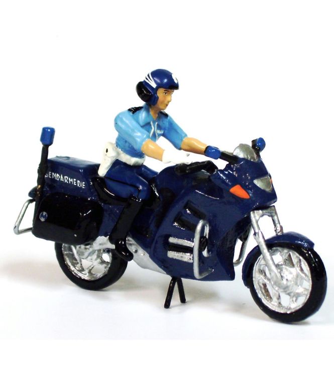 motard de gendarmerie en chemisette sur moto BMW R1150RT