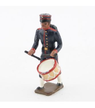 tambour de l'infanterie japonaise au défilé