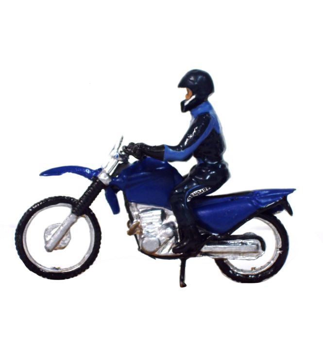 gendarme instructeur sur moto de cross (école de Fontainebleau)