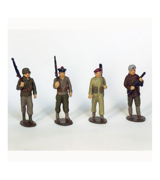 ensemble de 4 figurines « les Héros de la Libération » (1945) (h. moy. 65 mm)