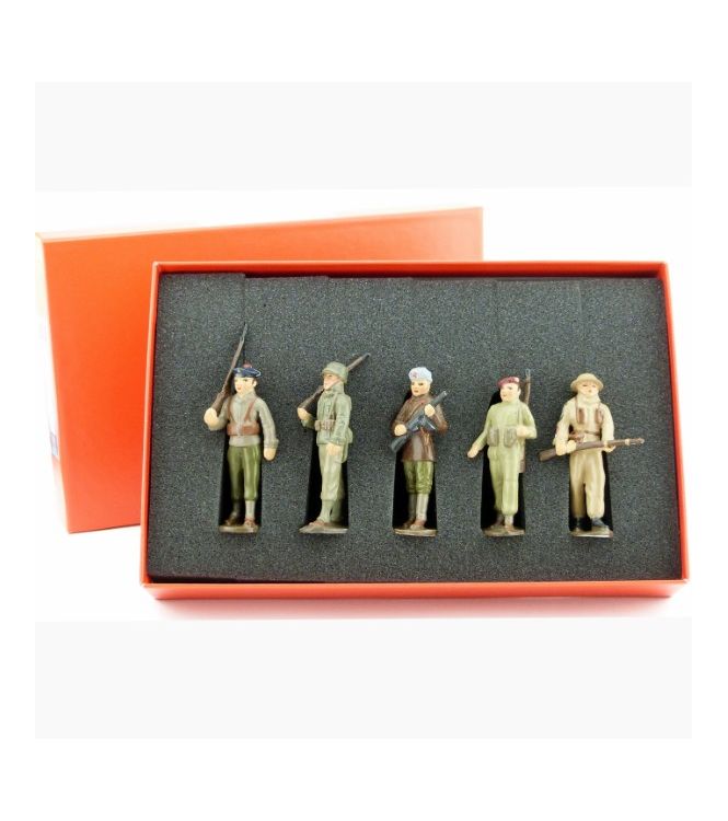 coffret de 5 figurines « les Héros de la Libération » (1945) (h. moy. 65 mm)