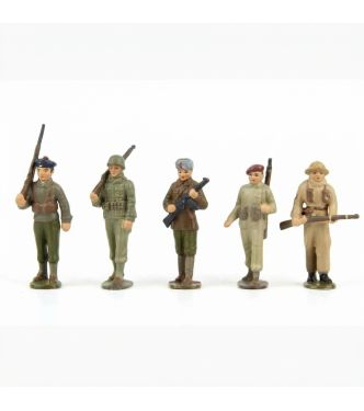 ensemble de 5 figurines « les Héros de la Libération » (1945) (h. moy. 65 mm)