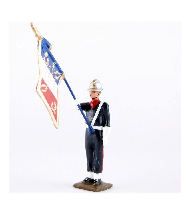 porte-drapeau de la Garde au drapeau