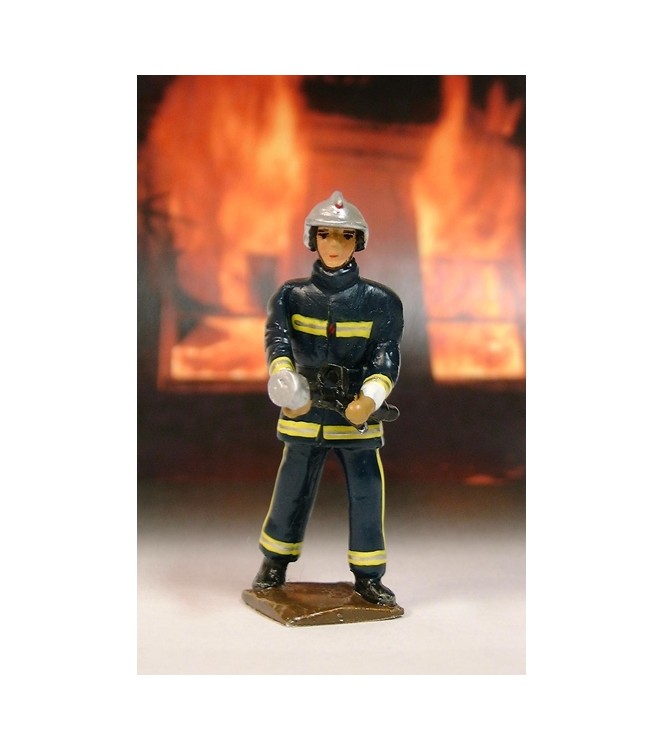 Pompier en tenue de Feu