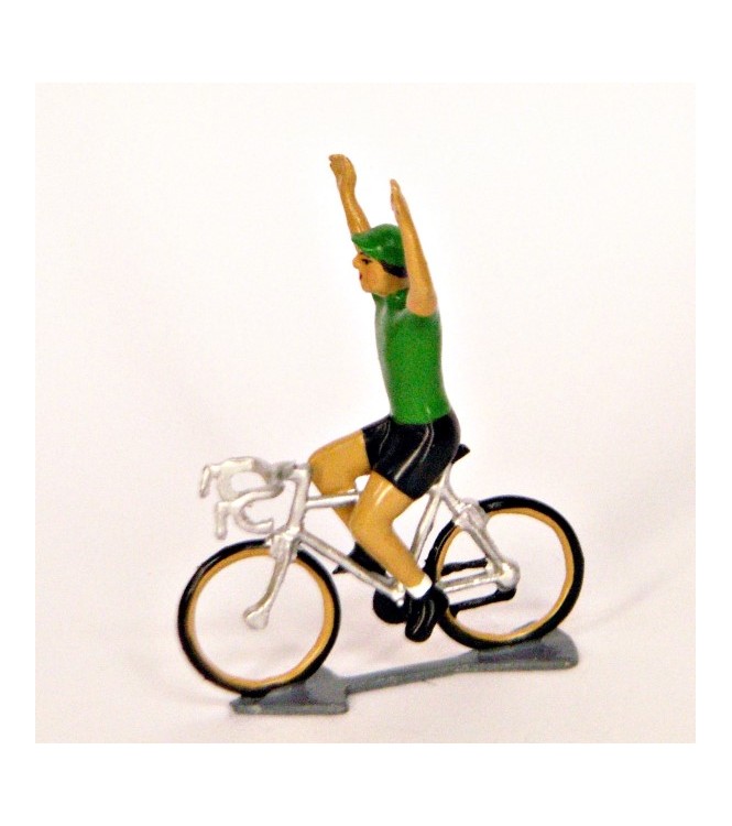 Maillot vert, bras en l'air