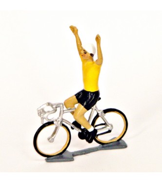 Maillot jaune bras en l'air
