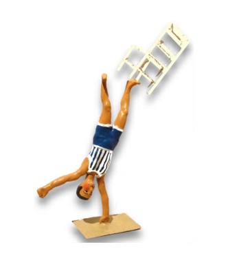 l'équilibriste avec chaise