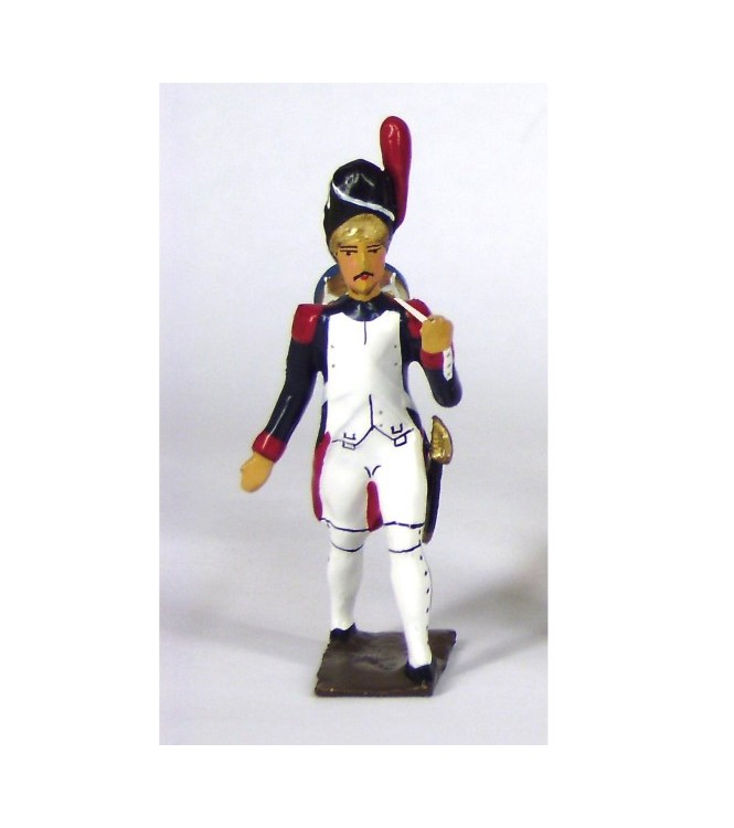 tambour des grenadiers de la garde portant sa caisse sur le dos