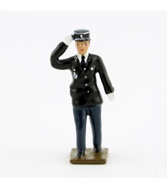 gendarme en vareuse saluant