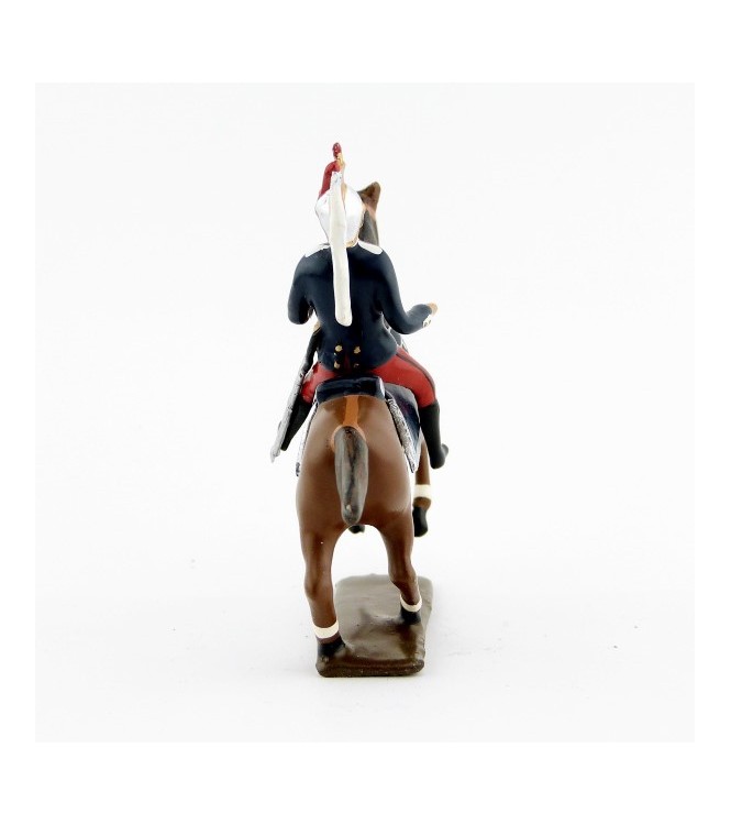 officier des dragons en tunique, tenue rouge et bleu (1914)