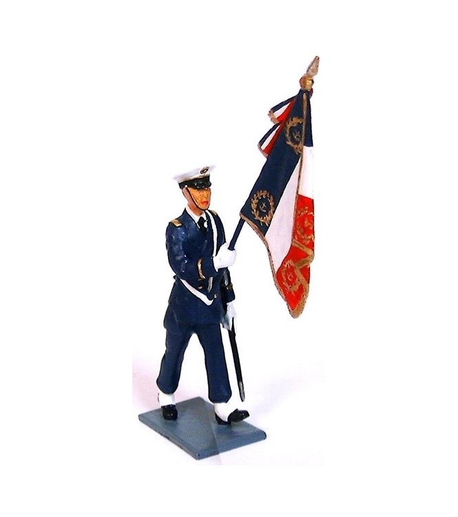 porte-drapeau de l'Ecole Navale